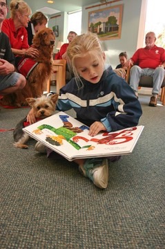 reading-to-dogs-2 med 239